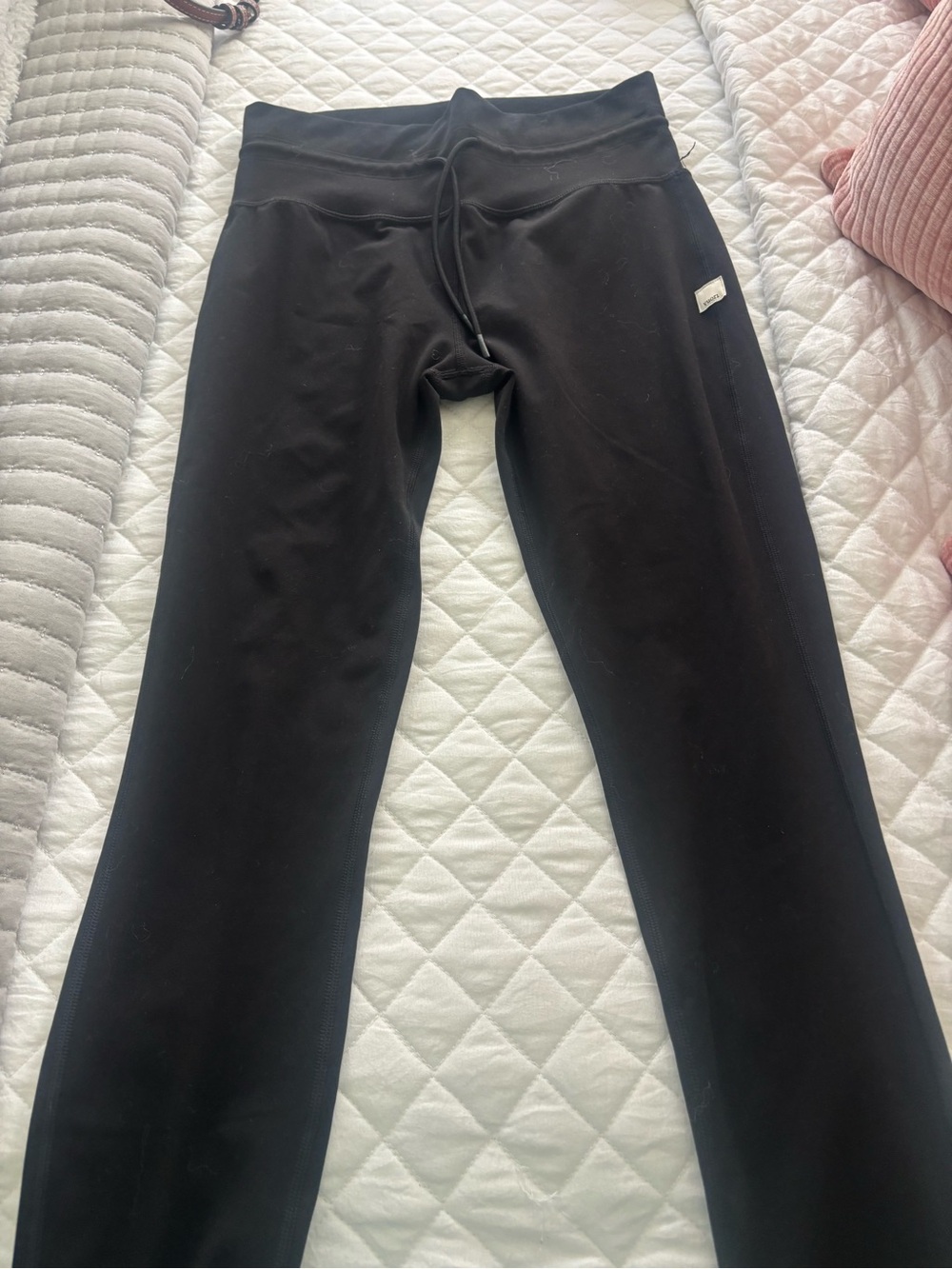Vuori Black High-Rise Drawstring Performance Leggings